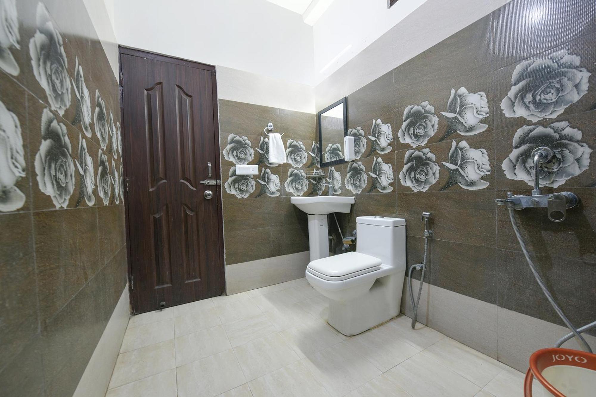 Fabhotel Kempty Lake Resort Mussoorie Buitenkant foto